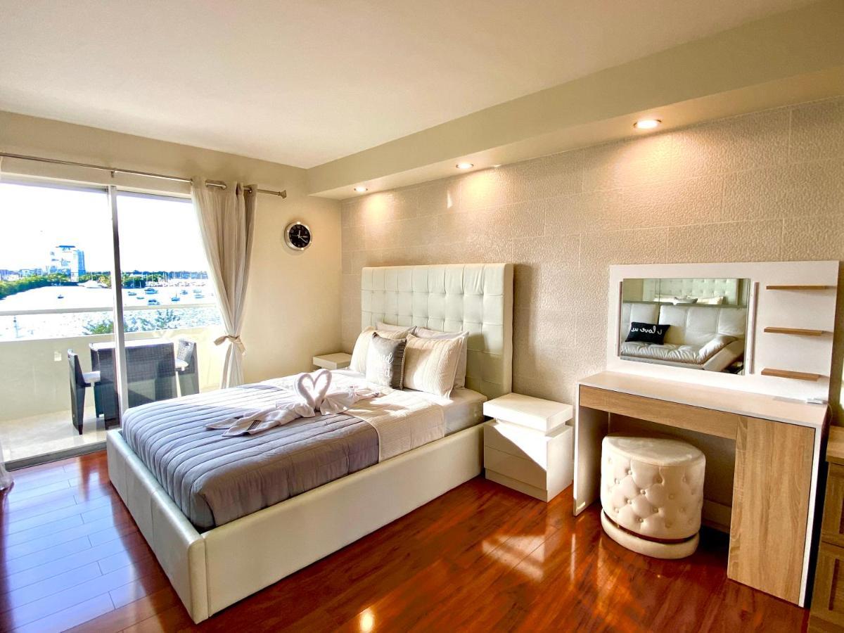 Modern Waterfront Apartment With Miami Skyline View, Free Parking 5 Mins Drive To Miami Beach Luaran gambar