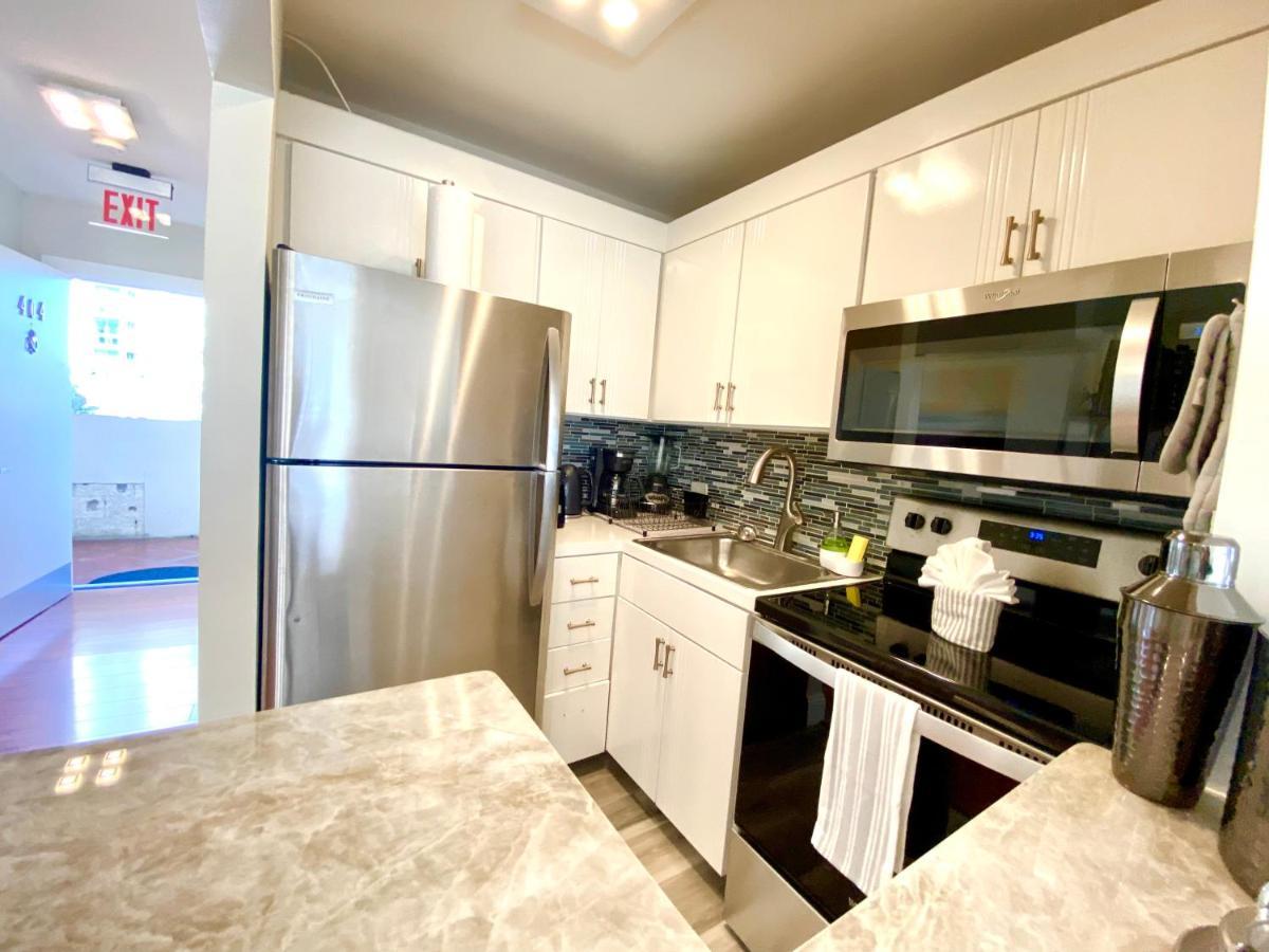 Modern Waterfront Apartment With Miami Skyline View, Free Parking 5 Mins Drive To Miami Beach Luaran gambar