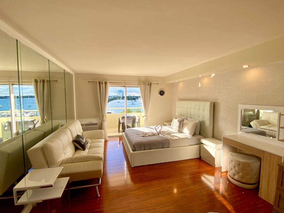 Modern Waterfront Apartment With Miami Skyline View, Free Parking 5 Mins Drive To Miami Beach Luaran gambar