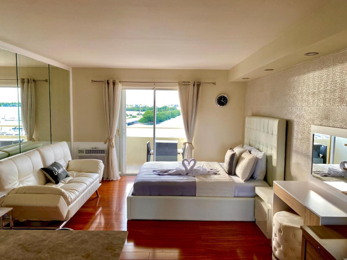Modern Waterfront Apartment With Miami Skyline View, Free Parking 5 Mins Drive To Miami Beach Luaran gambar