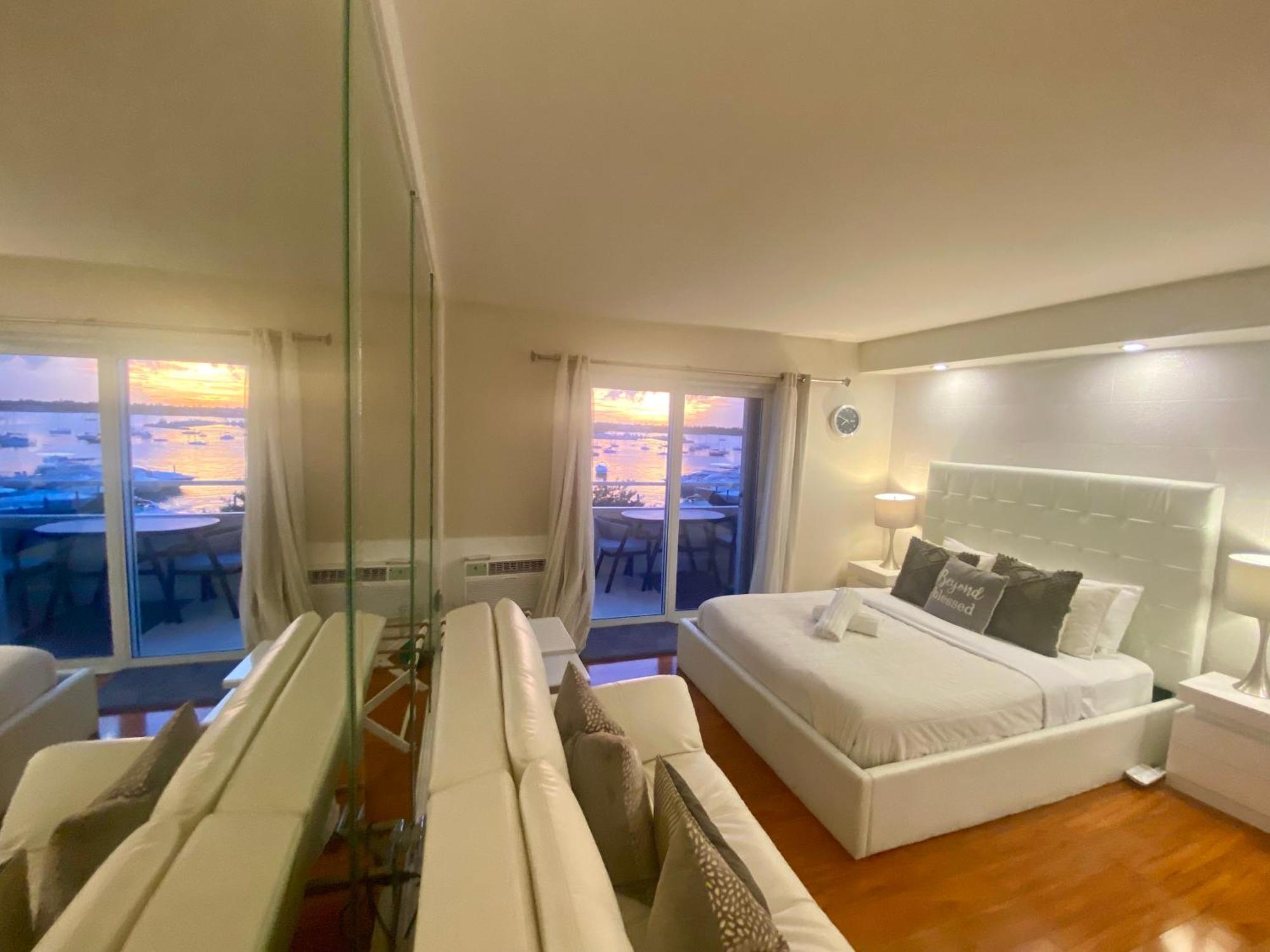 Modern Waterfront Apartment With Miami Skyline View, Free Parking 5 Mins Drive To Miami Beach Luaran gambar
